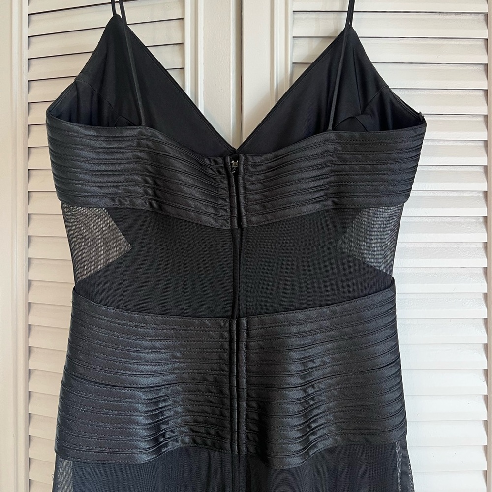 Black Cache Dress 👗